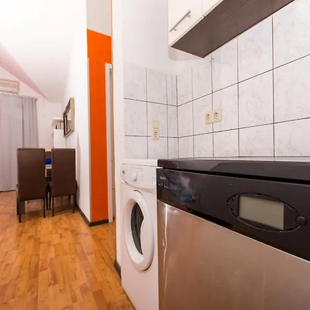 Apartment Stil - Two Bedroom With Balcony And Sea View 203 President *