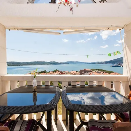 Daire Stil - Two Bedroom With Balcony And Sea View 203 President