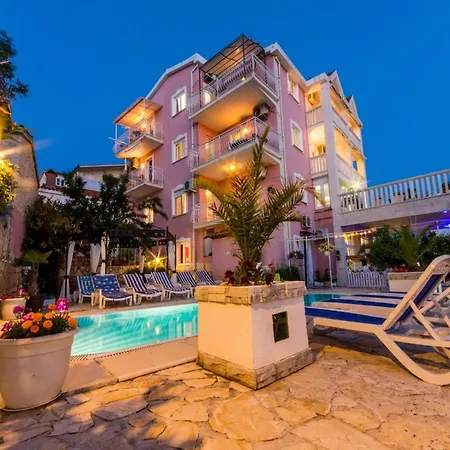 Apartment Stil - Two Bedroom With Balcony And Sea View 203 President *
