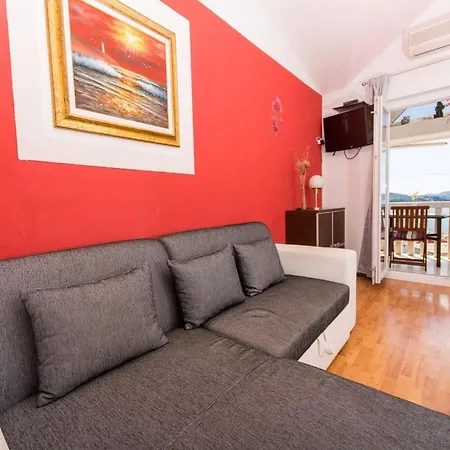 Apartment Stil - Two Bedroom With Balcony And Sea View 203 President *